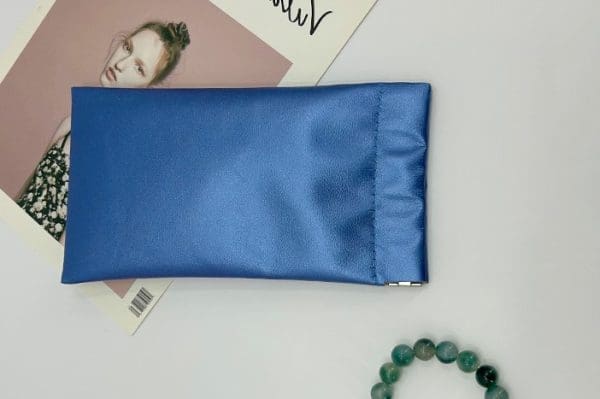 Blue PU Leather Pouch Squeeze Top Leather Glasses Pouch Spring Storage Custom Wholesale For Business Events Promotion-Softpouch (2)