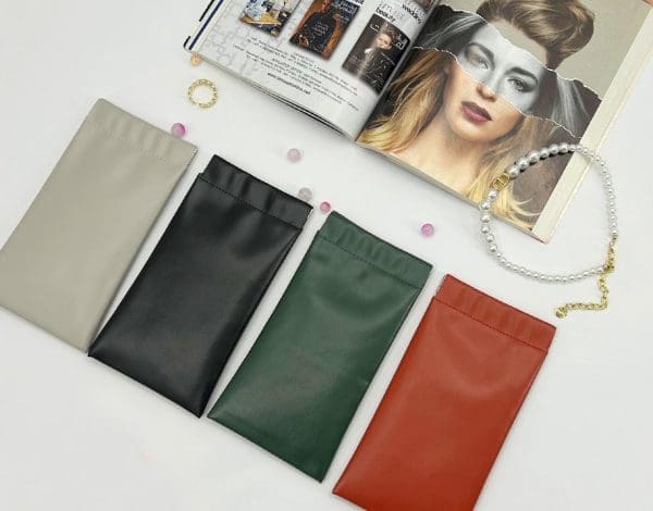 PU Leather Pouch Squeeze Top Leather Glasses Pouch Spring Storage Custom Wholesale For Business Events Promotion-Softpouch (3)